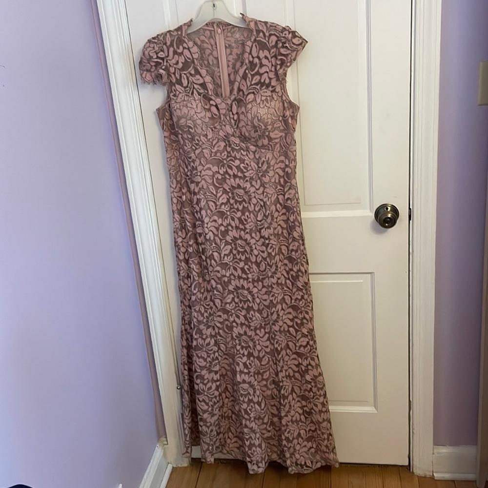 Eliza J Illusion Lace Neck Cap Sleeve V-Neck Mermaid Gown